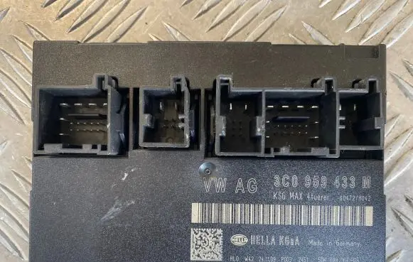 Volkswagen PASSAT B6 Comfort/convenience module 3C0959433M S0472H042 5DK00906403