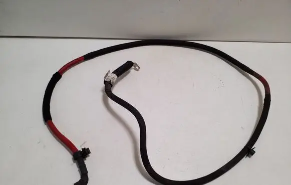 Iveco Daily 6th gen Positive cable (battery) 5801610543