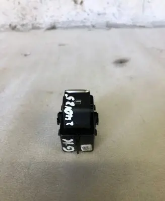 Ford Kuga III Electric window control switch Lb5t14529