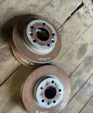 Renault Captur II Front brake disc SFD