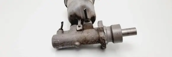 Volvo S40, V40 Master brake cylinder 310052 481373