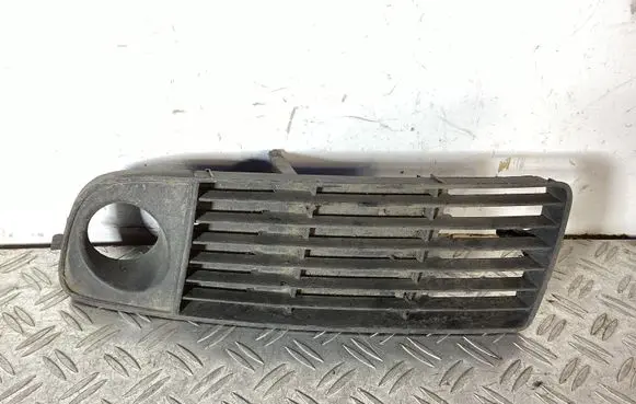 Audi A6 S6 C5 4B Front bumper lower grill 4B0807681J