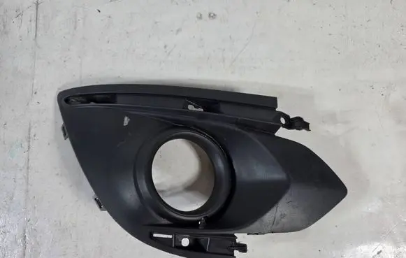 Mitsubishi Space Star Front fog light trim/grill KRATKAPSPACESTAR