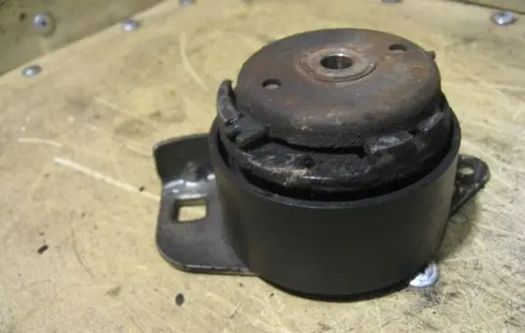 Renault Espace III Timing belt tensioner 979254 555979254