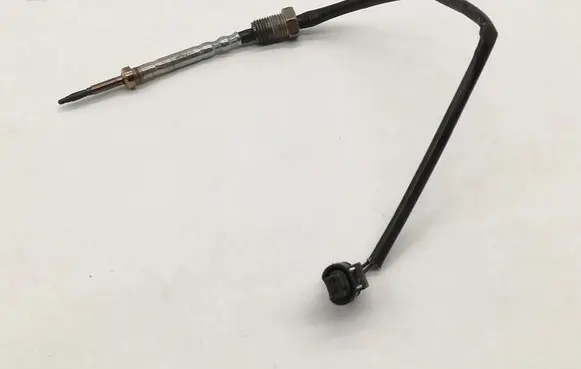 Toyota Avensis T270 Oil temperature sensor 8509963