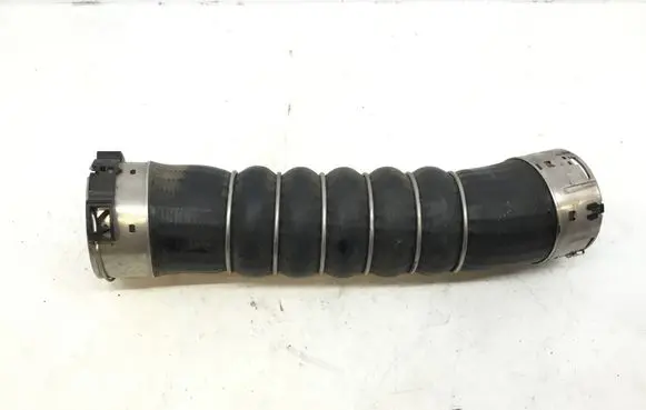 Intercooler hose/pipe