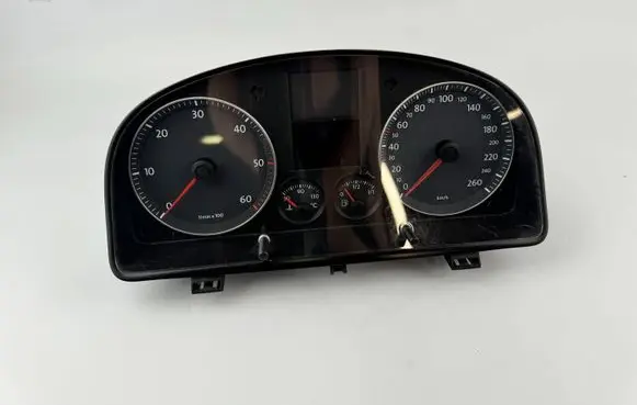 Volkswagen Touran I Speedometer (instrument cluster) 1T0920864A V0002000