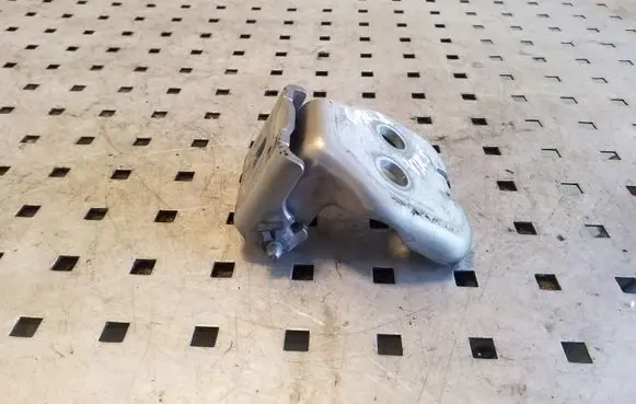 Peugeot 3008 I Rear door upper hinge