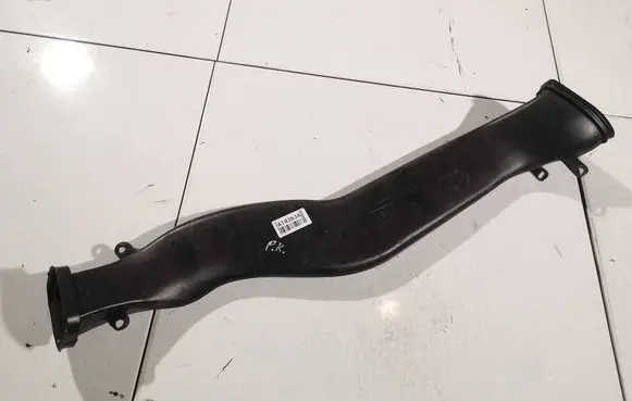 Air intake hose/pipe