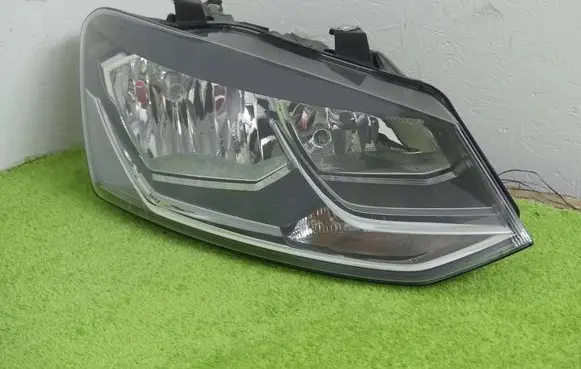 Volkswagen Polo VI Headlight/headlamp 6C1941006B