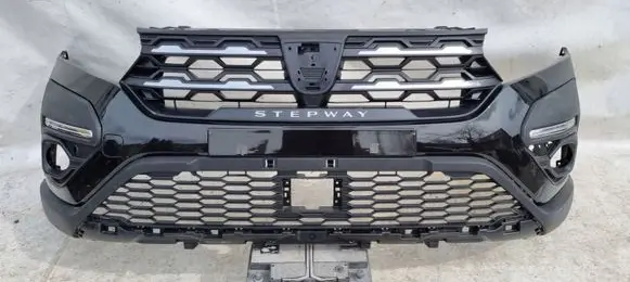 Dacia Sandero Front bumper 620228861R