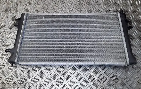 Mitsubishi Outlander Coolant radiator