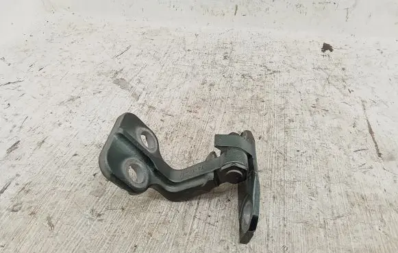 Jaguar XF X250 Front door lower hinge 8X23F228A65AC