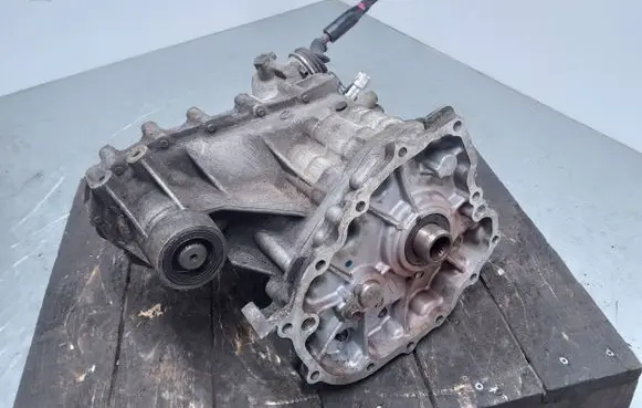 Suzuki Grand Vitara I Gearbox transfer box case 13SZM012