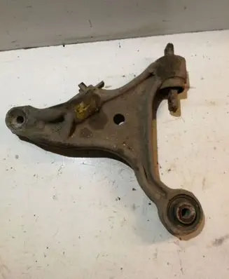 Volvo V70 Front lower control arm/wishbone 9492119