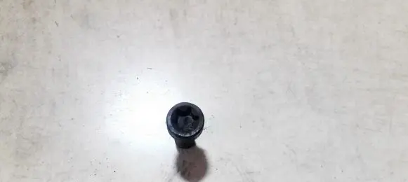KIA Ceed Nuts/bolts 
