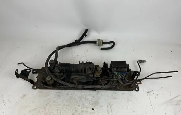 Maserati Levante Air suspension compressor/pump 670039247