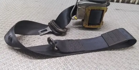 Audi A6 S6 C5 4B Front seatbelt 560585901