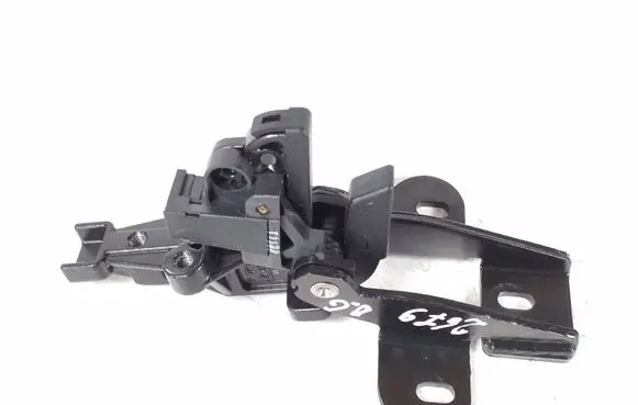 Mercedes-Benz E C207 W207 Convertible roof lock/latch A2097500576 A2097500355