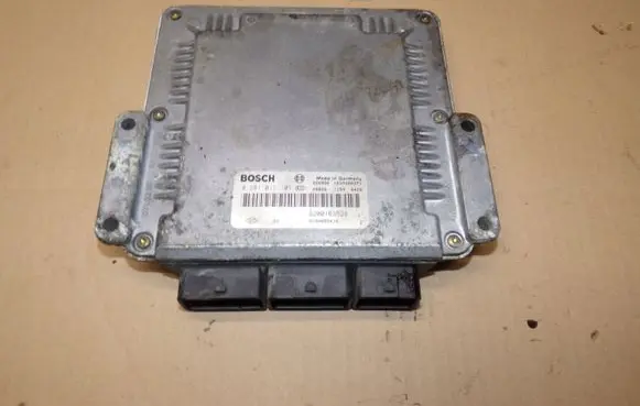 Renault Laguna II Engine control unit/module 0281011101