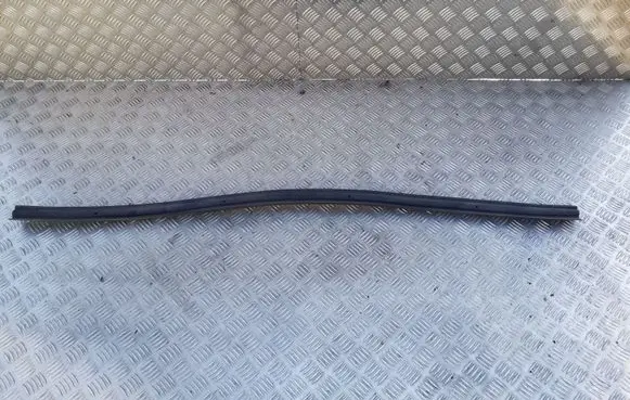 Renault Megane III Engine compartment rubber 
