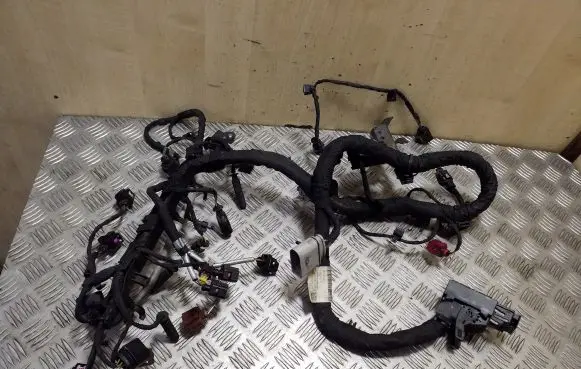 Skoda Superb B8 (3V) Engine installation wiring loom 04L972627EA