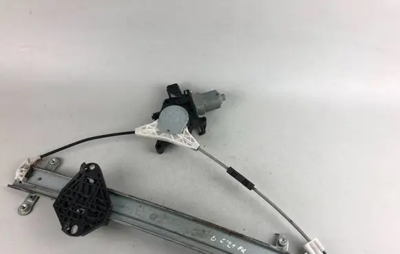 Subaru Outback (BS) Sliding door window regulator with motor 