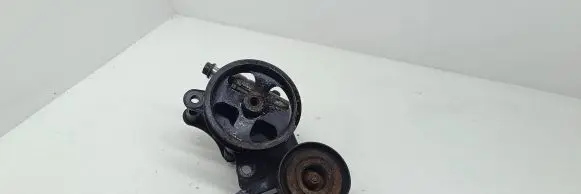 Toyota Corolla Verso E121 Power steering pump 52020