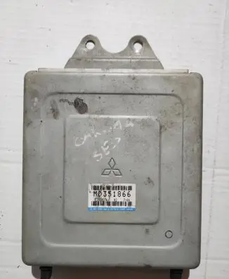 Mitsubishi Carisma Engine control unit/module MD351866