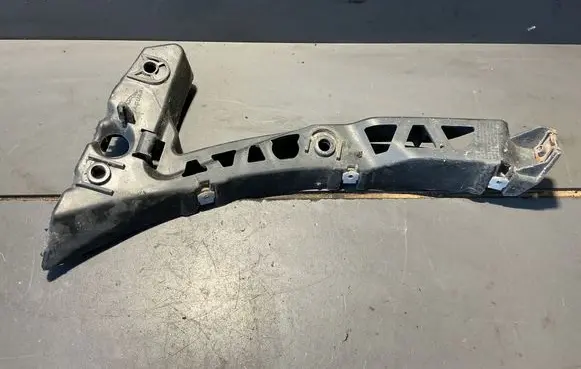 Jaguar XF X250 Front bumper mounting bracket 8X2317B750