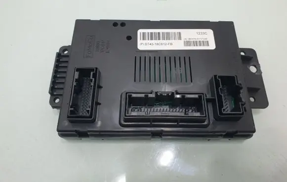 Ford Edge I Other control units/modules DT4318C612FB