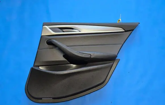 BMW 5 G30 G31 G38 Rear door card panel trim
