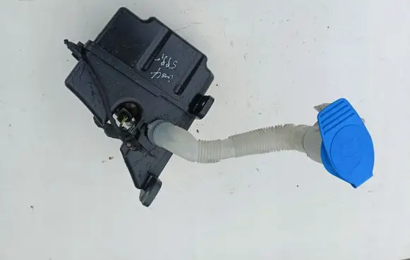 Volkswagen Golf VII Windshield washer fluid reservoir/tank 5G0955453