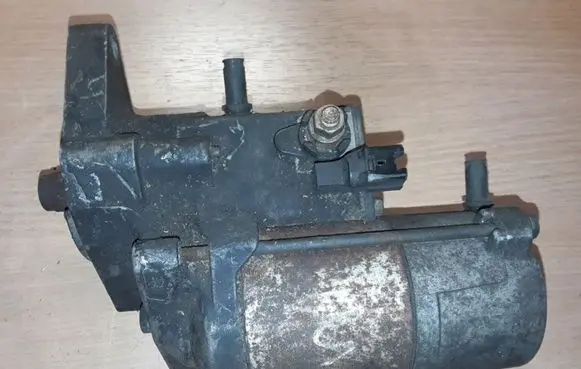 Toyota Yaris Starter motor 2810033040 428000500