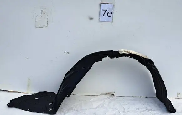 Toyota Prius (XW50) Front arch 53875-47070 5387547120