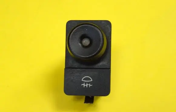 Fog light switch