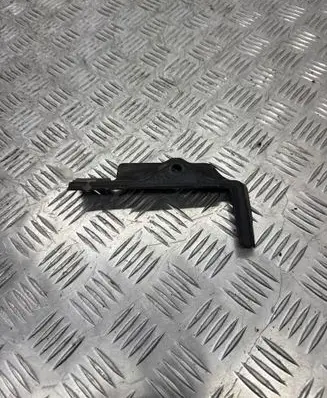 Battery bracket