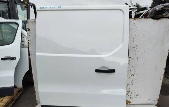 Renault Trafic III (X82) Side sliding door 