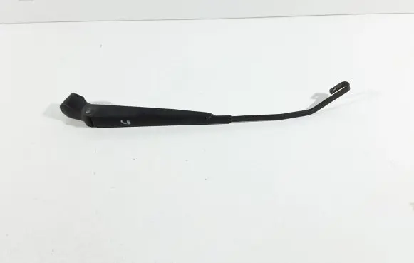 Suzuki Grand Vitara I Rear wiper blade arm YH4