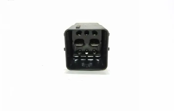 Glow plug pre-heat relay