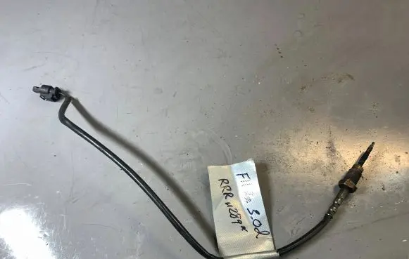 BMW 5 F10 F11 Exhaust gas temperature sensor 13627806254 7806254 7543312