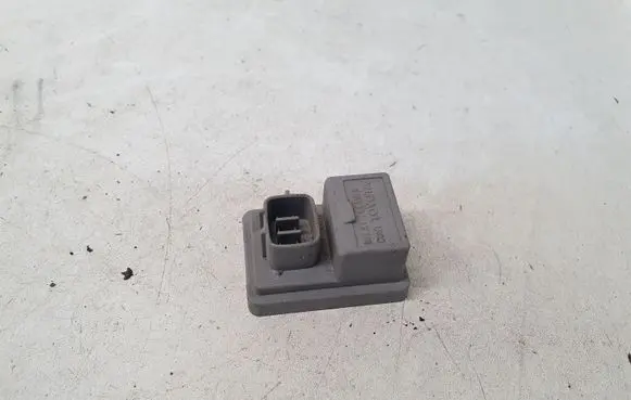Toyota Auris E180 Other engine bay part 8594212040
