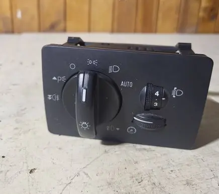 Light switch