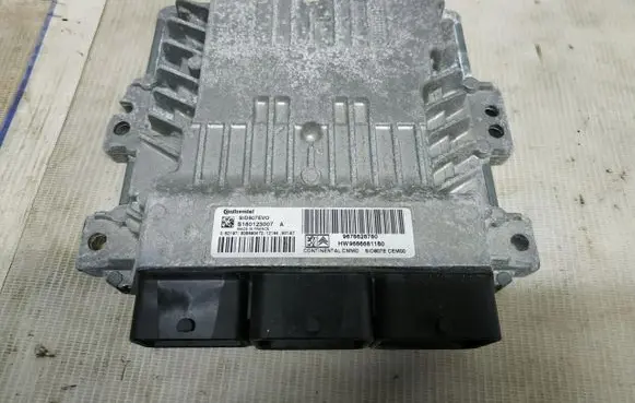 Peugeot 508 Engine control unit/module ECU 9678628780