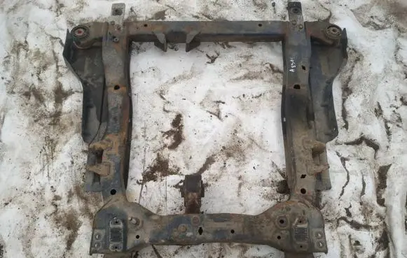Opel Astra J Front subframe