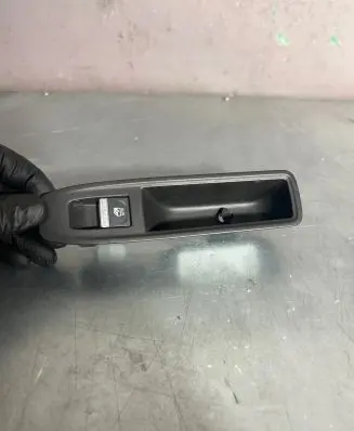 Renault Captur II Electric window control switch P254114723R 30S1014514506
