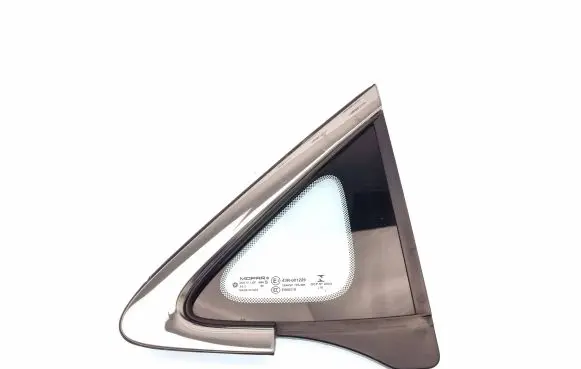 Chrysler Pacifica Front triangle window/glass 68227745AD 0715162570 43R001229