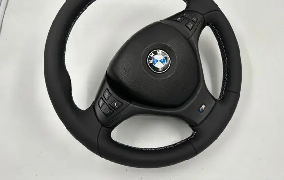 BMW X6 E71 Steering wheel