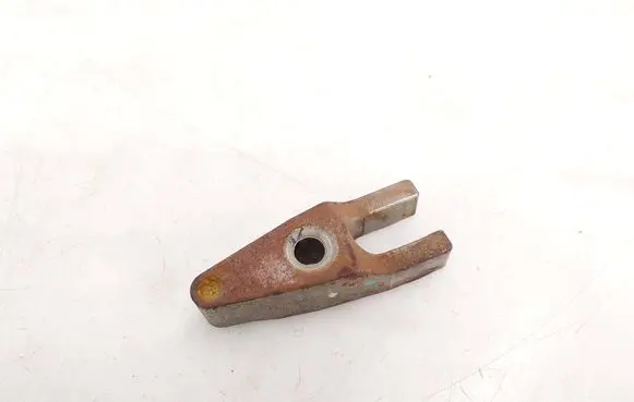 Toyota Hilux VIII Fuel Injector clamp holder 