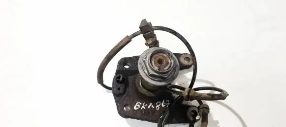 Peugeot 5008 Stub axle 